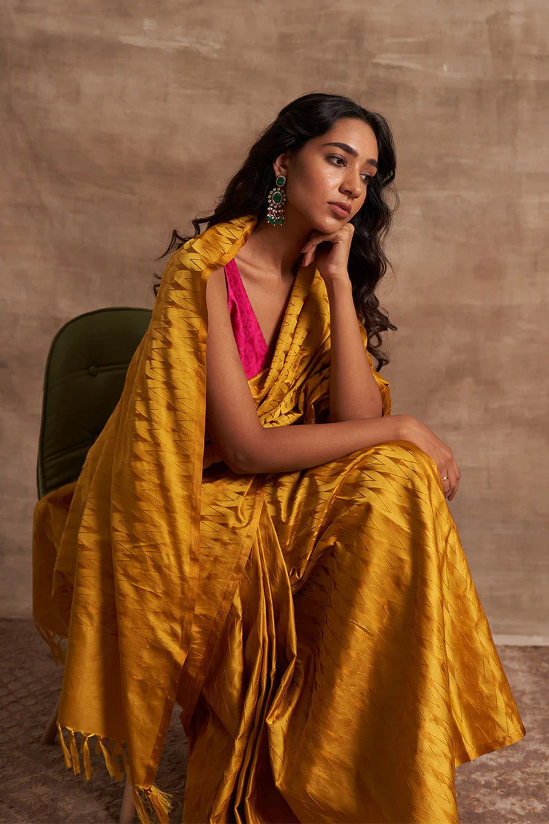 'Peeli Marmari' Tanchoi Benarasi Handloom Sari