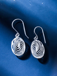 Rhodium Jali Pattern Lumina Collection Earring