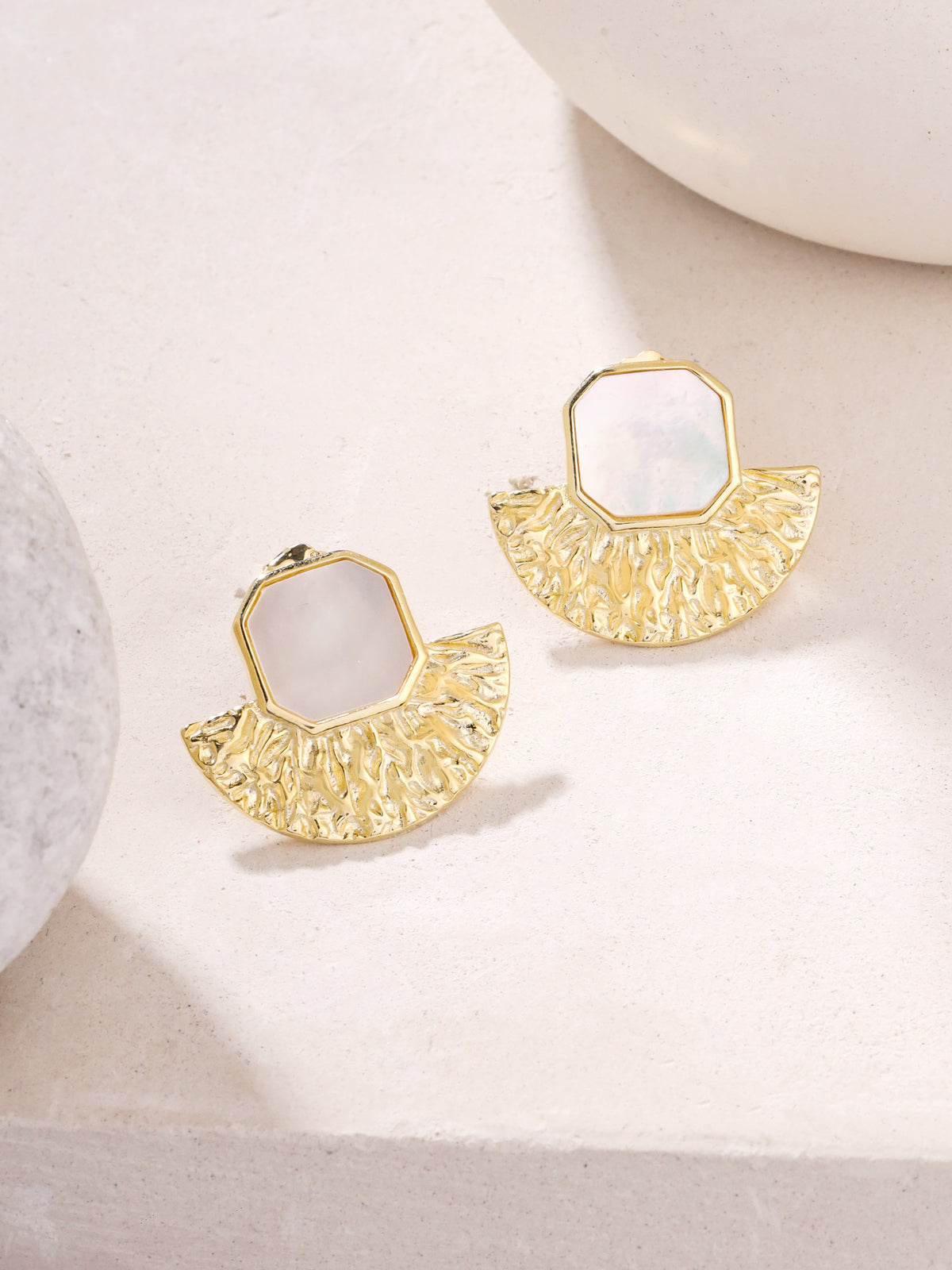 Syra Collection 24k Gold Textured Stud Earrings