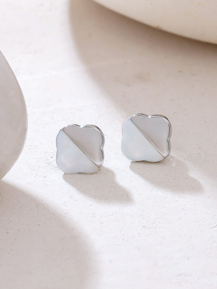 Lucky Clover Mother of Pearl Stud Earrings Syra Collection Silver Rhodium